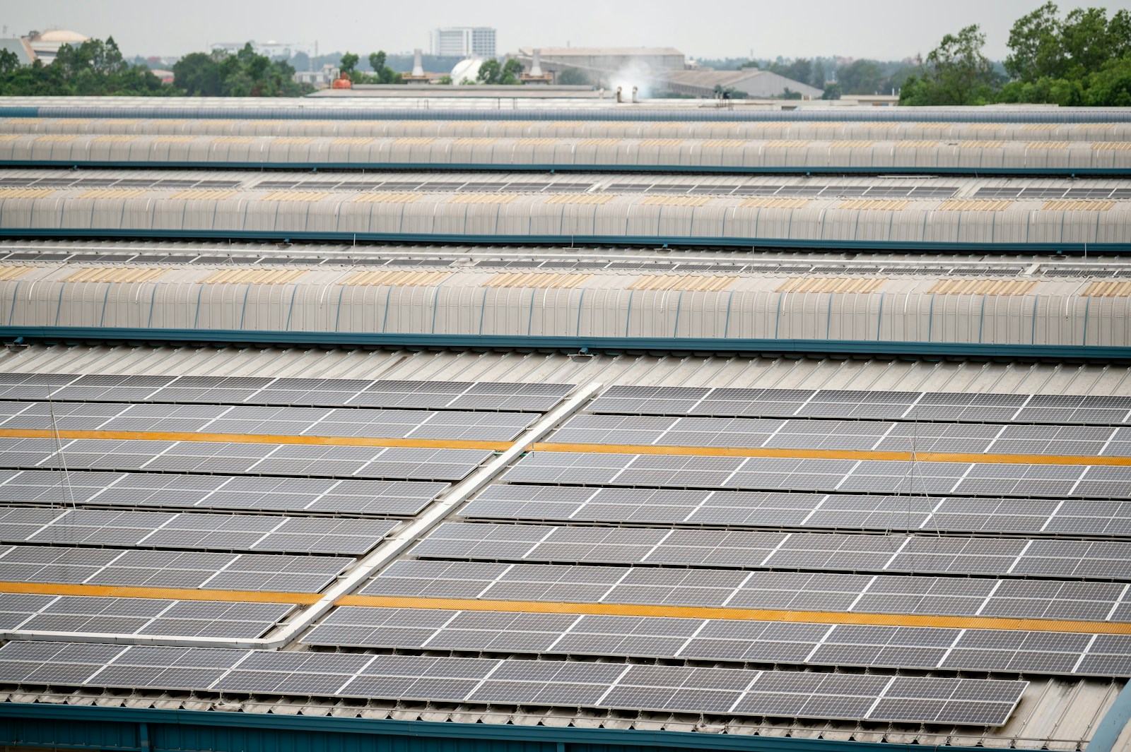 Industrial rooftop solar installation